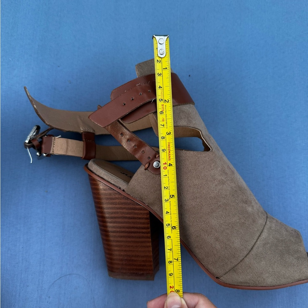 Justfab - Picture 3 of 6